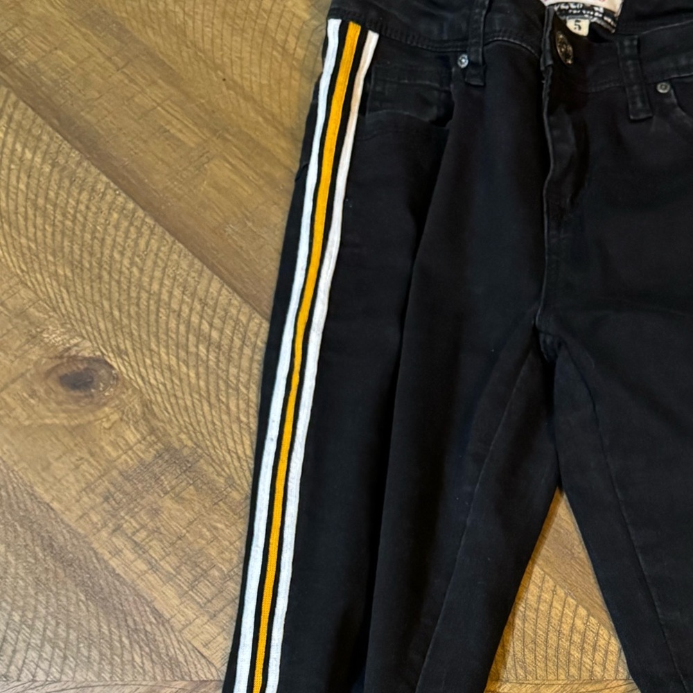 Hot Kiss “Get The Lift” Jeggings With Yellow And White Side Racing Stripe - Picture 8 of 10